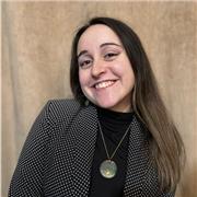 Traductora da clases de francés niveles primaria, ESO y bachillerato. Preparo también para selectividad